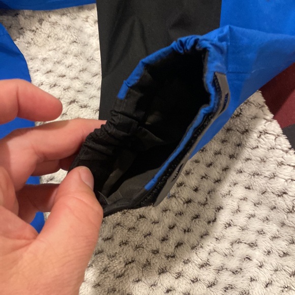 Cabela’s 2XL TALL water resistant jacket - Picture 7 of 10